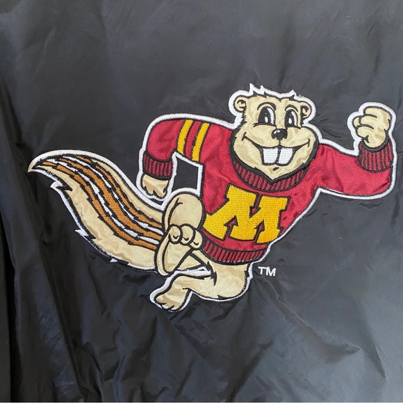 GIII windbreaker - Minnesota Gophers - Picture 5 of 8